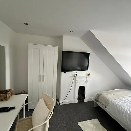 The Bluebird I Leeds (West Yorkshire)