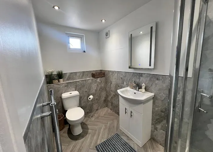 The Bluebird I Готель типу 