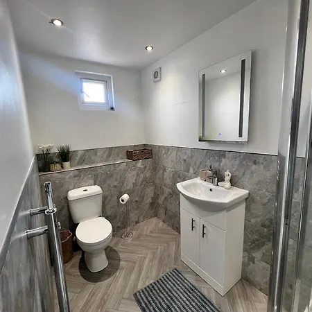 The Bluebird I Bed & Breakfast