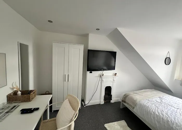 The Bluebird I Leeds (West Yorkshire)